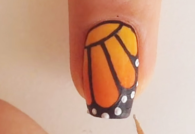 DIY-Monarch-Butterfly-Nail-Art-13