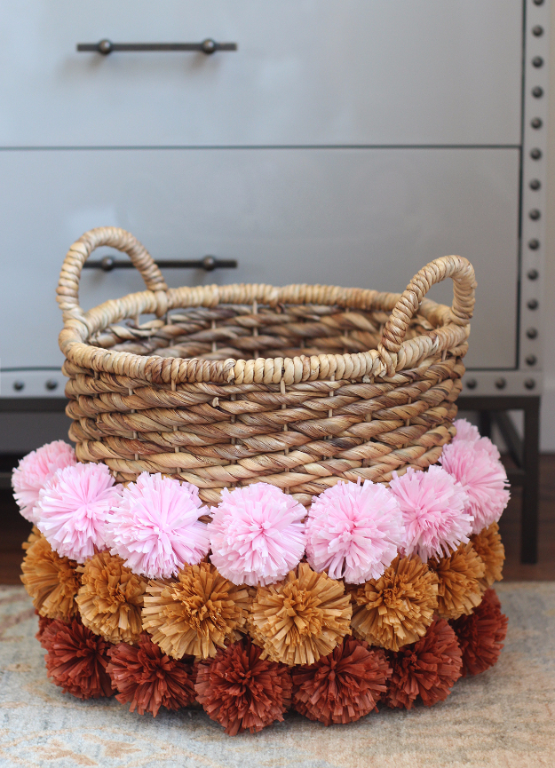 DIY Crafts with Pom Poms - DIY Pom Pom Basket - Fun Yarn Pom Pom Crafts Ideas. Garlands, Rug and Hat Tutorials, Easy Pom Pom Projects for Your Room Decor and Gifts http://stage.diyprojectsforteens.com/diy-crafts-pom-poms