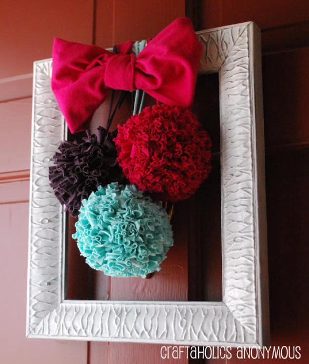 DIY Crafts with Pom Poms - T Shirt Pom Poms Tutorial - Fun Yarn Pom Pom Crafts Ideas. Garlands, Rug and Hat Tutorials, Easy Pom Pom Projects for Your Room Decor and Gifts http://stage.diyprojectsforteens.com/diy-crafts-pom-poms