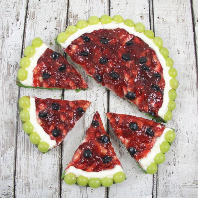 How To Make Watermelon Fruit Pizza