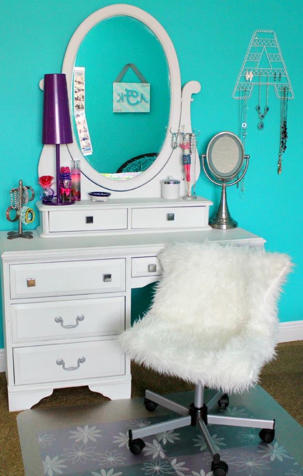 Cute DIY Room Decor Ideas for Teens - DIY Bedroom Projects for Teenagers -Pottery Barn Hack for Fur Chair