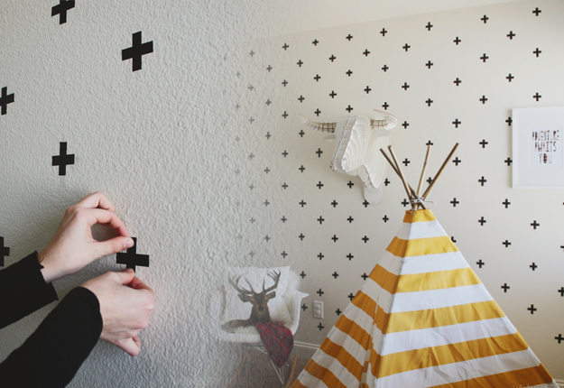 DIY Craft Projects for Wall Art - Washi Tape Patterned Wall Paper