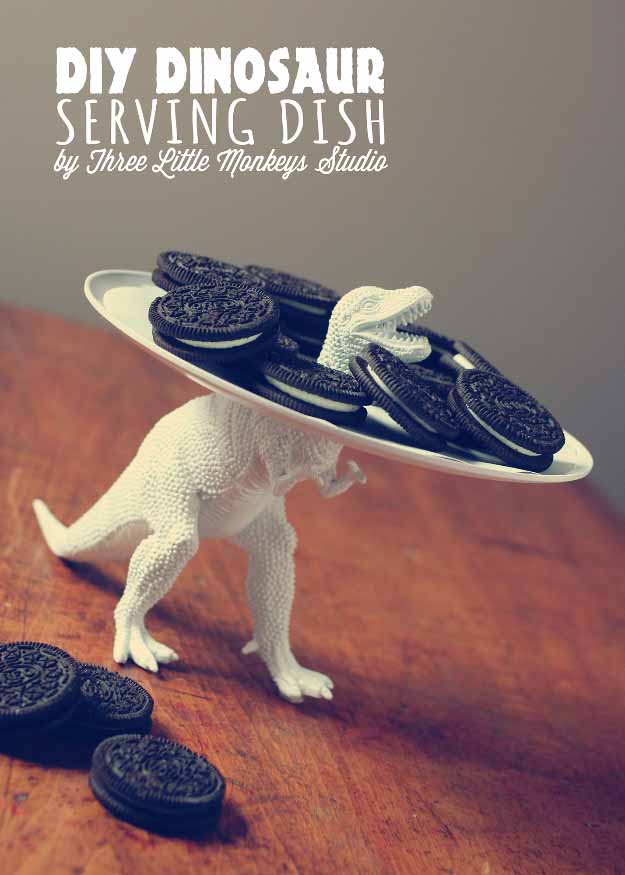 Cool Crafts You Can Make for Less than 5 Dollars | Cheap DIY Projects Ideas for Teens, Tweens, Kids and Adults | DIY Dinosaur Serving Dish #teencrafts #cheapcrafts #crafts/