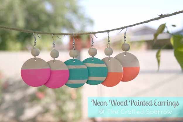 Cool Crafts You Can Make for Less than 5 Dollars | Cheap DIY Projects Ideas for Teens, Tweens, Kids and Adults | Neon Wood Painted Earring #teencrafts #cheapcrafts #crafts/