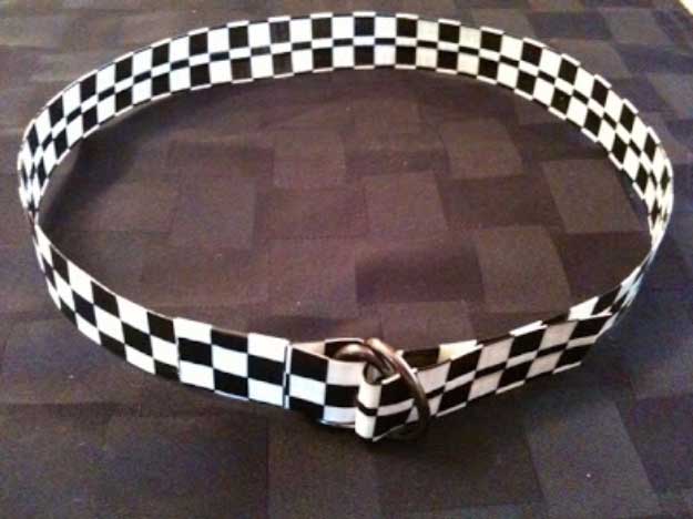 Duct Tape Crafts Ideas for DIY Home Decor, Fashion and Accessories | Duct Tape Belt | DIY Projects for Teens #teencrafts #kidscrafts #ducttape #cheapcrafts /