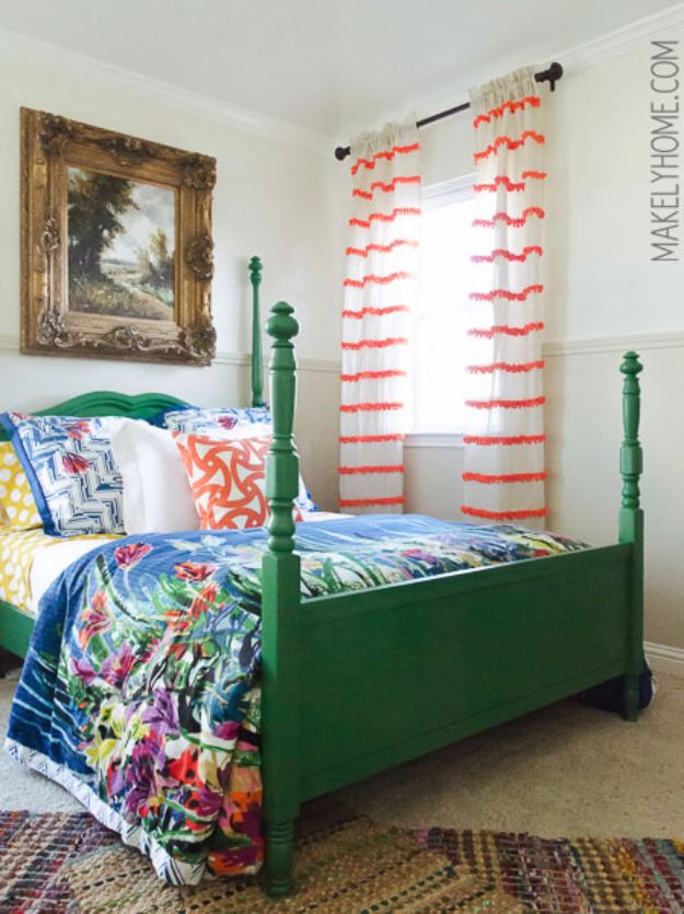Anthropologie DIY Hacks, Clothes, Sewing Projects and Jewelry Fashion - Pillows, Bedding and Curtains - Tables and furniture - Mugs and Kitchen Decorations - DIY Room Decor and Cool Ideas for the Home | Anthropologie Swing Stripe Curtains Knockoff 