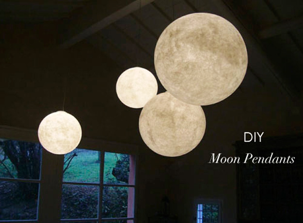 Cool DIY Ideas for Fun and Easy Crafts - Easy Crafts for Teen Girls - DIY Moon Pendant for Easy DIY Lighting in Teens Rooms - Dip Dyed String Wall Hanging - DIY Mini Easel Makes Fun DIY Room Decor Idea - Awesome Pinterest DIYs that Are Not Impossible To Make - Creative Do It Yourself Craft Projects for Adults, Teens and Tweens #diyteens #teencrafts #funcrafts #fundiy #diyideas 