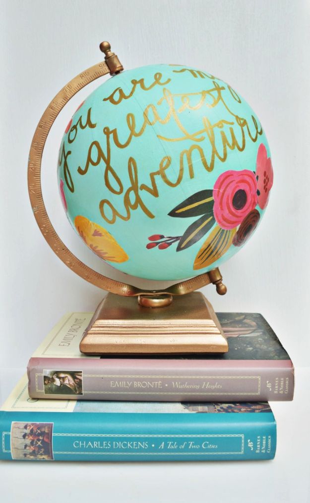 Anthropologie DIY Hacks, Clothes, Sewing Projects and Jewelry Fashion - Pillows, Bedding and Curtains - Tables and furniture - Mugs and Kitchen Decorations - DIY Room Decor and Cool Ideas for the Home | Floral Quote Globe 