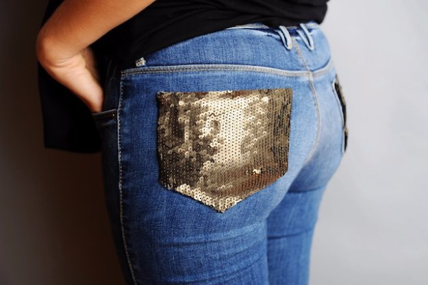 Jeans Makeovers - DIY Sequin Pocket Jeans - Easy Crafts and Tutorials to Refashion Your Jeans and Create Ripped, Distressed, Bleach, Lace Edge, Cut Off, Skinny, Shorts, and Painted Jeans Ideas #diyclothes #teenclothes #jeans #teencrafts #diyideas