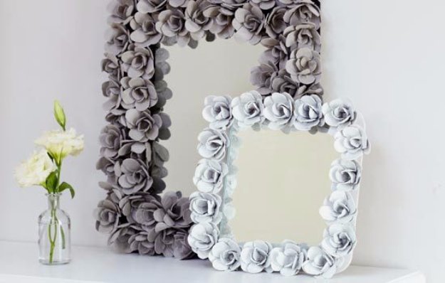 Crafts to Make and Sell - Decorative Mirror From Egg Cartons - Cool and Cheap Craft Projects and DIY Ideas for Teens and Adults to Make and Sell - Fun, Cool and Creative Ways for Teenagers to Make Money Selling Stuff to Make #teencrafts #diyideas #craftstosell