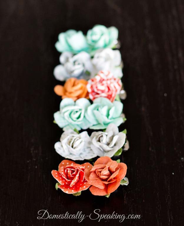 38 Creative DIY Hair Accessories - 1 Minute Flower Hair Barrette- Create Pretty Hairstyles for Women, Teens and Girls with These Easy Tutorials - Vintage and Boho Looks for Prom and Wedding - Step by Step Instructions for Cool Headbands, Barettes, Pony Tail Holders, Hair Clips, Bobby Pins and Bows 
