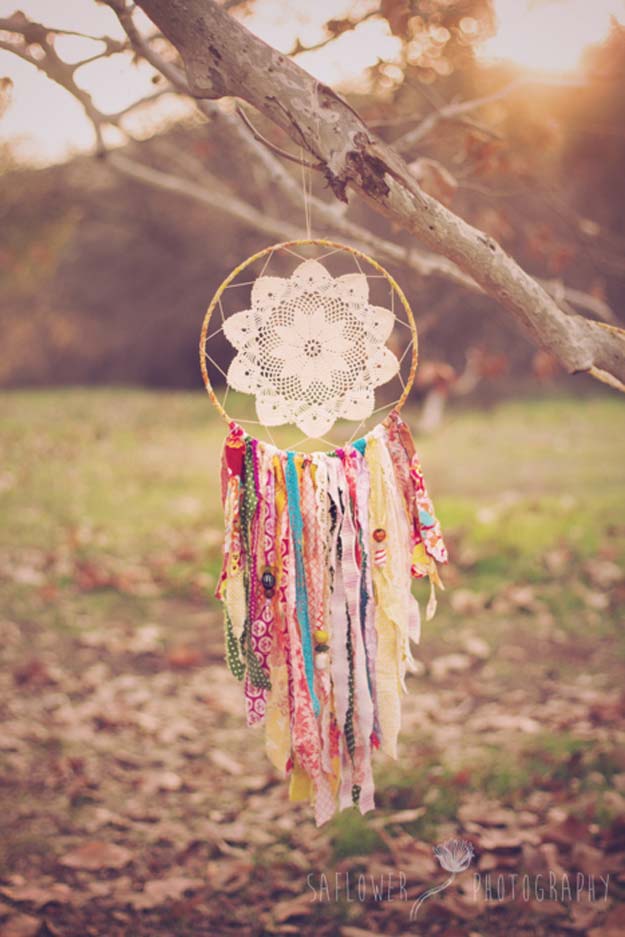 Best DIY Rainbow Crafts Ideas - Dream Catcher Tutorials - Fun DIY Projects With Rainbows Make Cool Room and Wall Decor, Party and Gift Ideas, Clothes, Jewelry and Hair Accessories - Awesome Ideas and Step by Step Tutorials for Teens and Adults, Girls and Tweens 