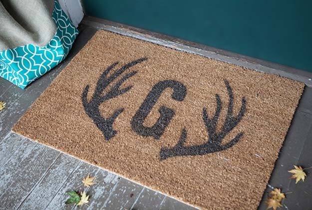 DIY Monogram Projects and Crafts Ideas -Monogram Door Mat- Letters, Wall Art, Mason Jar Ideas, Printables, Stickers, Embroidery Tutorials, Home and Room Decor, Pillows, Shirts and Fashion Tutorials - Fun and Cool Ideas for Teens, Tweens and Adults Make Great DIY Gifts 