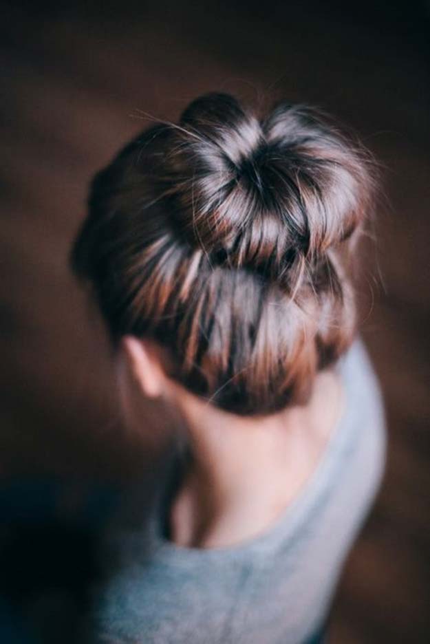Cool and Easy DIY Hairstyles - Easy Buns Tutorial - Quick and Easy Ideas for Back to School Styles for Medium, Short and Long Hair - Fun Tips and Best Step by Step Tutorials for Teens, Prom, Weddings, Special Occasions and Work. Up dos, Braids, Top Knots and Buns, Super Summer Looks #hairstyles #hair #teens #easyhairstyles #diy #beauty