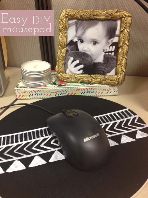 DIY Gifts for Teens - Super Easy Mousepad Project - Cool Ideas for Girls and Boys, Friends and Gift Ideas for Teenagers. Creative Room Decor, Fun Wall Art and Awesome Crafts You Can Make for Presents #teengifts #teencrafts