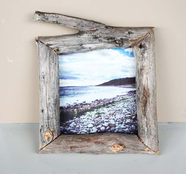 Best DIY Picture Frames and Photo Frame Ideas - Wooden Frame - How To Make Cool Handmade Projects from Wood, Canvas, Instagram Photos. Creative Birthday Gifts, Fun Crafts for Friends and Wall Art Tutorials #diyideas #diygifts #teencrafts