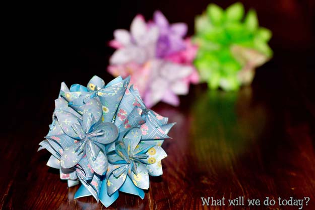 Best Origami Tutorials - Origami Flower - Easy DIY Origami Tutorial Projects for With Instructions for Flowers, Dog, Gift Box, Star, Owl, Buttlerfly, Heart and Bookmark, Animals - Fun Paper Crafts for Teens, Kids and Adults #origami #crafts