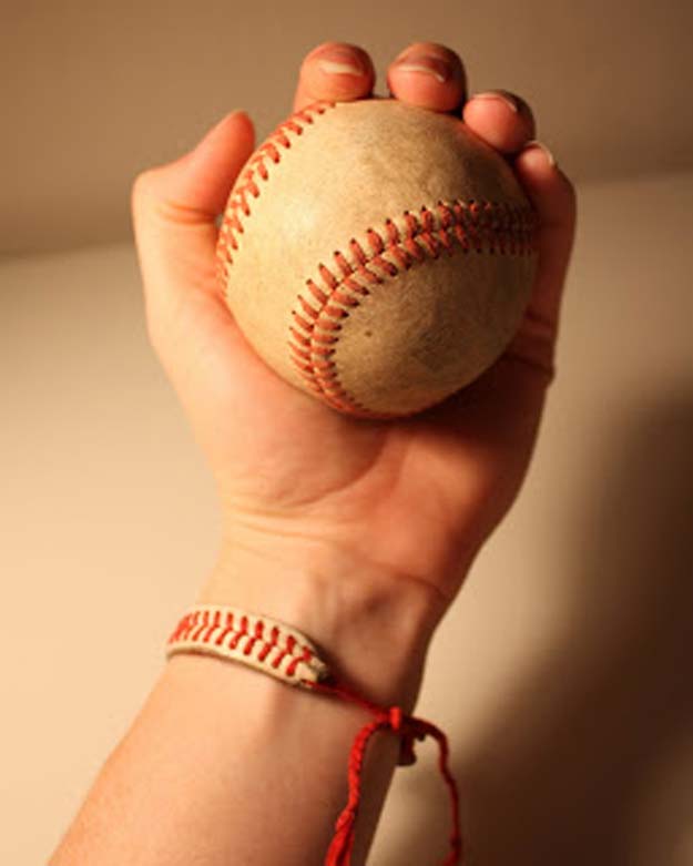 Fun Dollar Store Crafts for Teens - DIY Baseball String Bracelet - Cheap and Easy DIY Ideas for Teenagers to Make for Dollar Stores - Inexpensive Gifts and Room Decor for Tweens, Boys and Girls - Awesome Step by Step Tutorials with Instructions for Cool DIY Projects 
