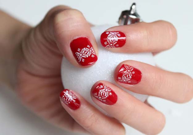Cool DIY Nail Art Designs and Patterns for Christmas and Holidays - DIY Snowflakes Nails - Do It Yourself Manicure Ideas With Christmas Trees, Candy Canes, Snowflakes and Glittery Designs for Holiday Nails - Step by Step Tutorials and Instructions #nailart #christmasnails #naildesigns