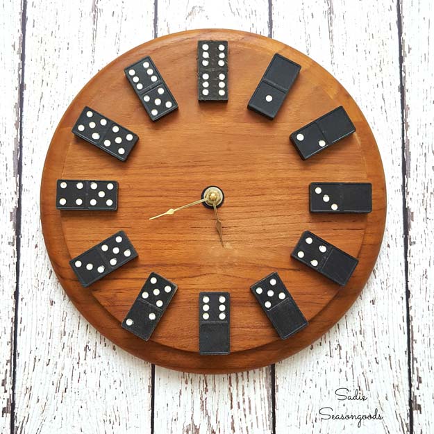 Creative DIY Gifts to Make For Your Boyfriend - DIY Domino Clock - Fun Room Decor DIY Christmas Gift Ideas for Him