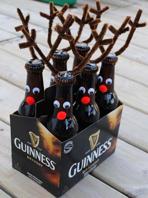 DIY Christmas Presents To Make For Parents - DIY Reindeer Rootbeer / Beer - Cute, Easy and Cheap Crafts and Gift Ideas for Mom and Dad - Awesome Things to Make for Mothers and Fathers - Dollar Store Crafts and Cool Things to Make on A Budger for the Holidays - DIY Projects for Teens #diygifts #diyteens #teengifts #teencrafts #christmasgifts
