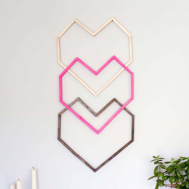 DIY Wall Art Ideas for Teen Rooms - DIY Geometric Heart Wall Art - Cheap and Easy Wall Art Projects for Teenagers - Girls and Boys Crafts for Walls in Bedrooms - Fun Home Decor on A Budget - Cool Canvas Art, Paintings and DIY Projects for Teens 
