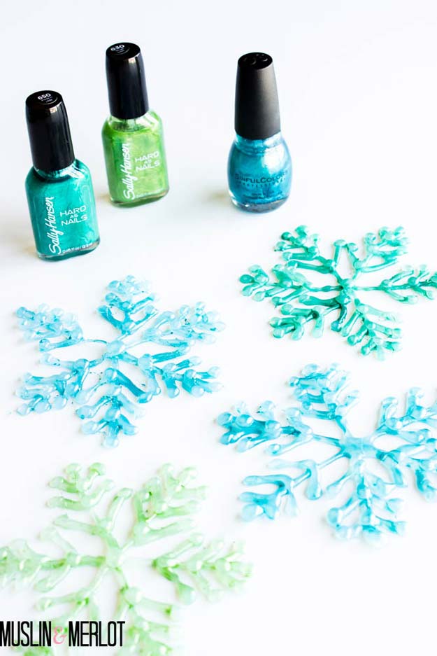 Cool Glue Gun Crafts and DIY Projects - DIY Glue Gun Snowflakes! - Creative Ways to Use Your Glue Gun for Awesome Home Decor, DIY Gifts , Jewelry and Fashion - Fun Projects and Easy, Cheap DIY Ideas for Kids, Adults and Teens - Handmade Christmas Presents on A Budget 