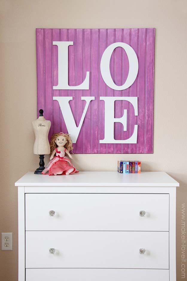 DIY Purple Room Decor - DIY Wooden LOVE Sign - Best Bedroom Ideas and Projects in Purple - Cool Accessories, Crafts, Wall Art, Lamps, Rugs, Pillows for Adults, Teen and Girls Room 