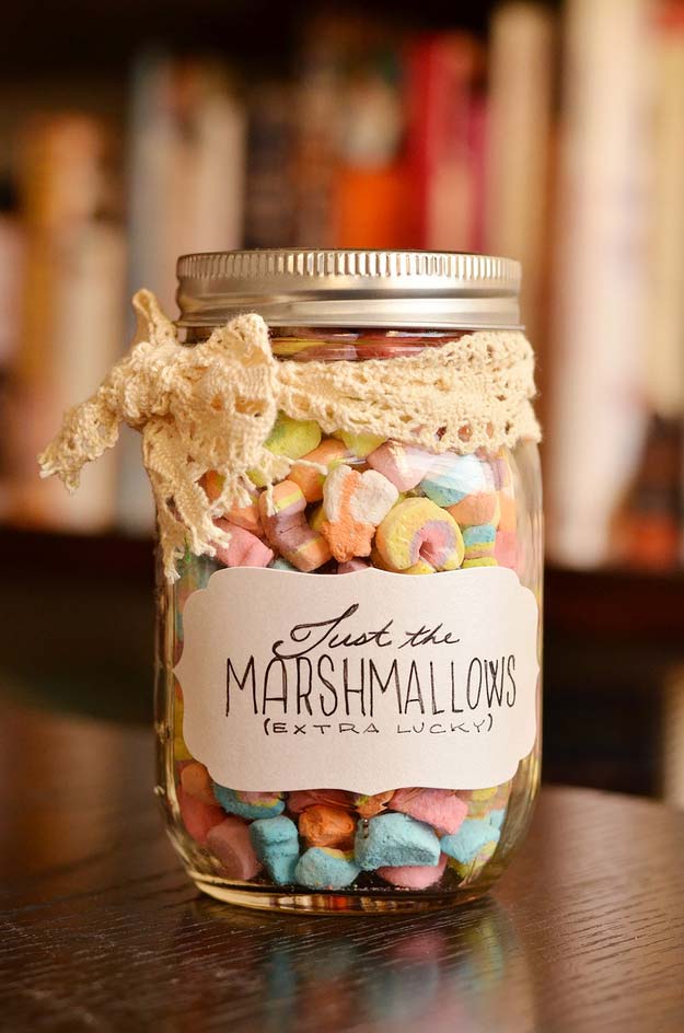 Cute DIY Mason Jar Gift Ideas for Teens - DIY Marshmallows in a Jar - Best Christmas Presents, Birthday Gifts and Cool Room Decor Ideas for Girls and Boy Teenagers - Fun Crafts and DIY Projects for Snow Globes, Dollar Store Crafts and Valentines for Kids