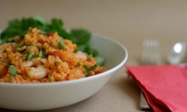 Cool and Easy Recipes For Teens to Make at Home - Prawn and chorizo risotto - Fun Snacks, Simple Breakfasts, Lunch Ideas, Dinner and Dessert Recipe Tutorials - Teenagers Love These Fun Foods that Are Quick, Healthy and Delicious Ideas for Meals 