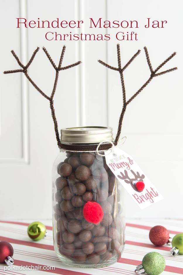 Cute DIY Mason Jar Gift Ideas for Teens - DIY Reindeer Christmas Mason Jar - Best Christmas Presents, Birthday Gifts and Cool Room Decor Ideas for Girls and Boy Teenagers - Fun Crafts and DIY Projects for Snow Globes, Dollar Store Crafts and Valentines for Kids
