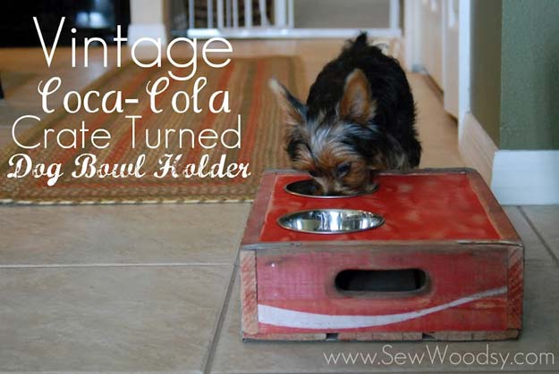 DIY Projects for Your Pet - Rustic Vintage Crate Dog Bowl Holder - Chews Recipe and Tutorial- Cat and Dog Beds, Treats, Collars and Easy Crafts to Make for Toys - Homemade Dog Biscuits, Food and Treats - Fun Ideas for Teen, Tweens and Adults to Make for Pets