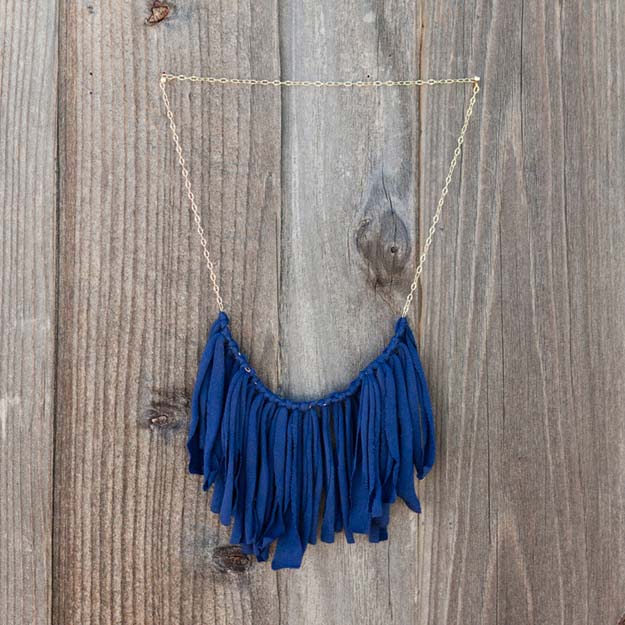 DIY Necklace Ideas - Fringe T-Shirt - Pendant, Beads, Statement, Choker, Layered Boho, Chain and Simple Looks - Creative Jewlery Making Ideas for Women and Teens, Girls - Crafts and Cool Fashion Ideas for Teenagers 