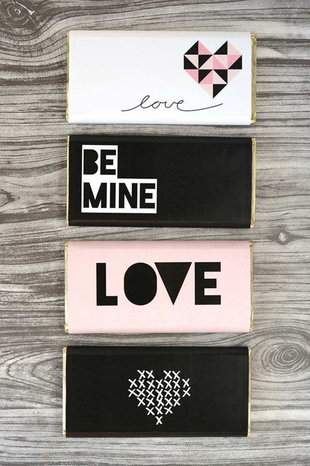 DIY Valentine Gifts - Chocolate Bar - Gifts for Her and Him, Teens, Teenagers and Tweens - Mason Jar Ideas, Homemade Cards, Cheap and Easy Gift Ideas for Valentine Presents 