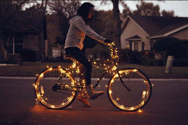Cool Ways To Use Christmas Lights - DIY Christmas Lights On Bicycle - Best Easy DIY Ideas for String Lights for Room Decoration, Home Decor and Creative DIY Bedroom Lighting - Creative Christmas Light Tutorials with Step by Step Instructions - Creative Crafts and DIY Projects for Teens, Teenagers and Adults #diyideas #stringlights #diydecor #teencrafts