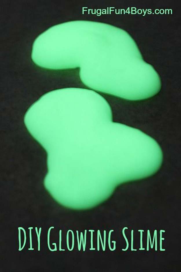 Best DIY Slime Recipes - DIY Glow in the Dark Slime - Cool and Easy Slime Recipe Ideas Without Glue, Without Borax, For Kids, With Liquid Starch, Cornstarch and Laundry Detergent - How to Make Slime at Home - Fun Crafts and DIY Projects for Teens, Kids, Teenagers and Teens - Galaxy and Glitter Slime, Edible Slime #slime #slimerecipes #slimes #diyslime #teencrafts #diyslime