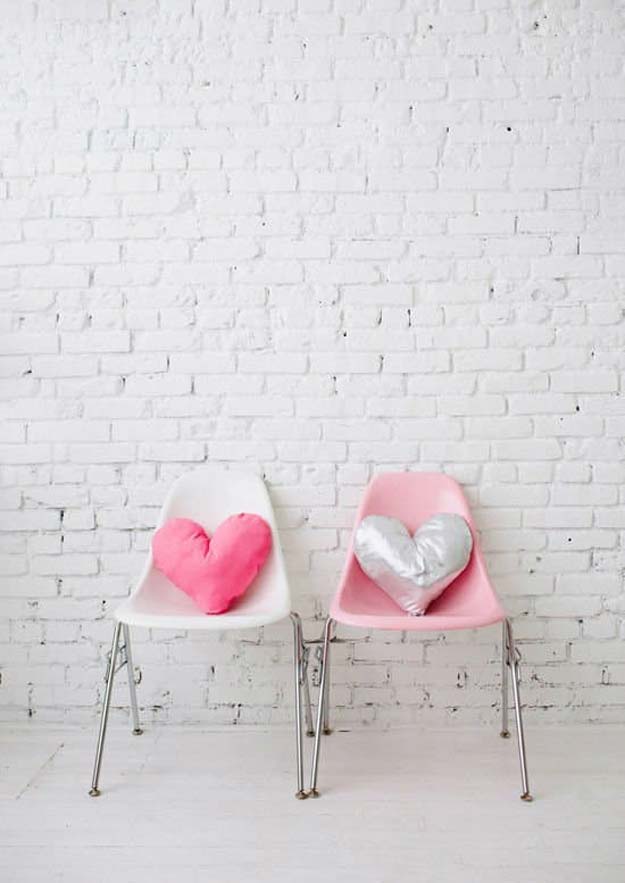 Pink DIY Room Decor Ideas - DIY Heart Pillows - Cool Pink Bedroom Crafts and Projects for Teens, Girls, Teenagers and Adults - Best Wall Art Ideas, Room Decorating Project Tutorials, Rugs, Lighting and Lamps, Bed Decor and Pillows #teencrafts #roomdecor #pink