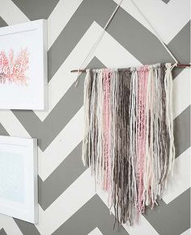 Pink DIY Room Decor Ideas - DIY Yarn Tapestry - Cool Pink Bedroom Crafts and Projects for Teens, Girls, Teenagers and Adults - Best Wall Art Ideas, Room Decorating Project Tutorials, Rugs, Lighting and Lamps, Bed Decor and Pillows #teencrafts #roomdecor #pink