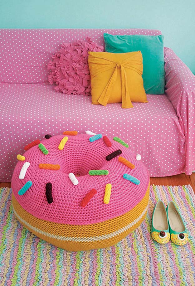 Crochet Patterns and Projects for Teens - Giant Donut Floor Pouf - Best Free Patterns and Tutorials for Crocheting Cute DIY Gifts, Room Decor and Accessories - How To for Beginners - Learn How To Make a Headband, Scarf, Hat, Animals and Clothes DIY Projects and Crafts for Teenagers #crochet #crafts #teencrafts #freecrochet #crochetpatterns