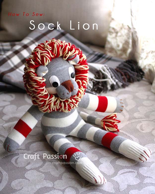 Cool Crafts Made With Old Socks - How To Sew Sock Lion - Fun DIY Projects and Gifts You Can Make With A Sock - Easy DIY Ideas for Teens, Teenagers, Kids and Adults - Step by Step Tutorials and Instructions for Making Room Decor, Animals, Cat, Rabbit, Owl, Puppets, Snowman, Gloves 