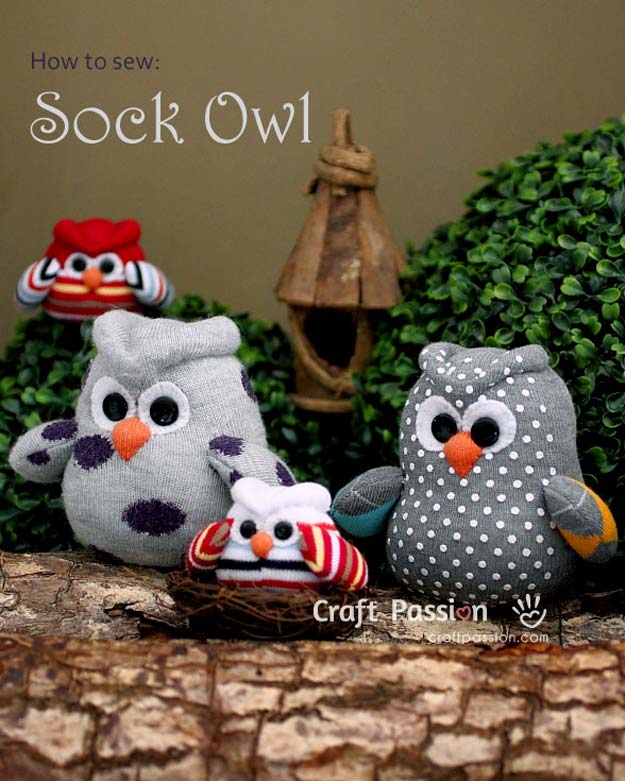 Cool Crafts Made With Old Socks - Sock Owl Patern - Fun DIY Projects and Gifts You Can Make With A Sock - Easy DIY Ideas for Teens, Teenagers, Kids and Adults - Step by Step Tutorials and Instructions for Making Room Decor, Animals, Cat, Rabbit, Owl, Puppets, Snowman, Gloves 