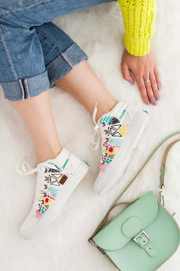 Cool Embroidery Projects for Teens - Step by Step Embroidery Tutorials - Embroider White Canvas Sneakers for Spring - Awesome Embroidery Projects for Teenagers - Cool Embroidery Crafts for Girls - Creative Embroidery Designs - Best Embroidery Wall Art, Room Decor - Great Embroidery Gifts, Free Embroidery Patterns for Girls, Women and Tweens 