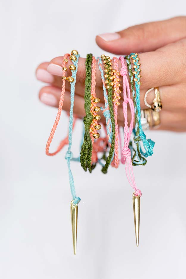 DIY Bracelets - Makers Kit Braided Bracelets - Cool Jewelry Making Tutorials for Making Bracelets at Home - Handmade Bracelet Crafts and Easy DIY Gift for Teens, Girls and Women - With String, Wire, Leather, Beaded, Bangle, Braided, Boho, Modern and Friendship - Cheap and Quick Homemade Jewelry Ideas