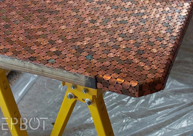 Cool DIYs Made With Pennies and Coins - Tiled Penny Desk - Penny Walls, Floors, DIY Penny Table. Art With Pennies, Walls and Furniture Make With Money and Coins. Cool, Creative Tutorials, Home Decor and DIY Projects Made With Old Pennies - Cool DIY Projects and Crafts for Teens 