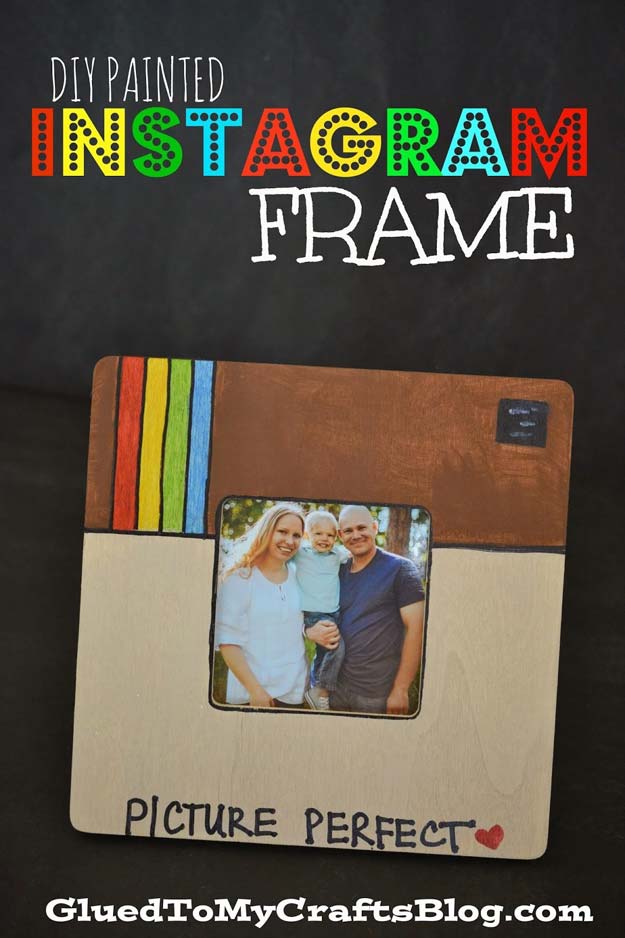 Crafts to Make and Sell - Painted Instagram Frame - Easy Step by Step Tutorials for Fun, Cool and Creative Ways for Teenagers to Make Money Selling Stuff - Room Decor, Accessories, Gifts and More 