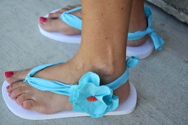 DIY Sandals and Flip Flops - Key West Flip Flops & Rock The Flop Linky - Creative, Cool and Easy Ways to Make or Update Your Shoes - Decorate Flip Flops with Cheap Dollar Store Crafts and Ideas - Beaded, Leather, Strappy and Painted Sandal Projects - Fun DIY Projects and Crafts for Teens and Teenagers 