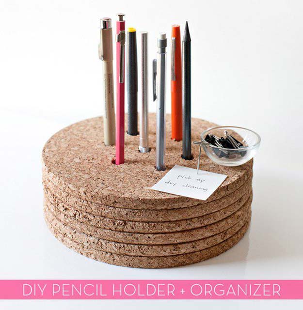 Fun DIY Ideas for Your Desk - Create Cork Pencil Holder - Cubicles, Ideas for Teens and Student - Cheap Dollar Tree Storage and Decor for Offices and Home - Cool DIY Projects and Crafts for Teens 