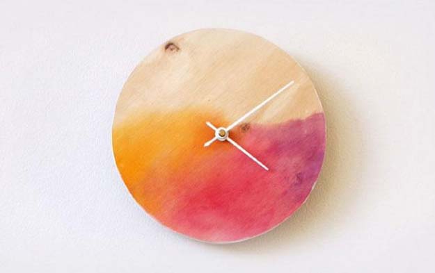 Crafts to Make and Sell - Watercolour Clock - Easy Step by Step Tutorials for Fun, Cool and Creative Ways for Teenagers to Make Money Selling Stuff - Room Decor, Accessories, Gifts and More 