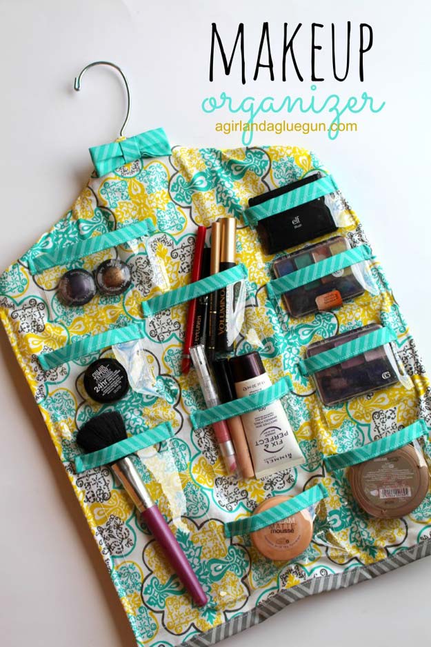 DIY Makeup Organizing Ideas - Hanging Makeup Organizer - Projects for Makeup Drawer, Box, Storage, Jars and Wall Displays - Cheap Dollar Tree Ideas with Cardboard and Shoebox - Wood Organizers, Tray and Travel Carriers 