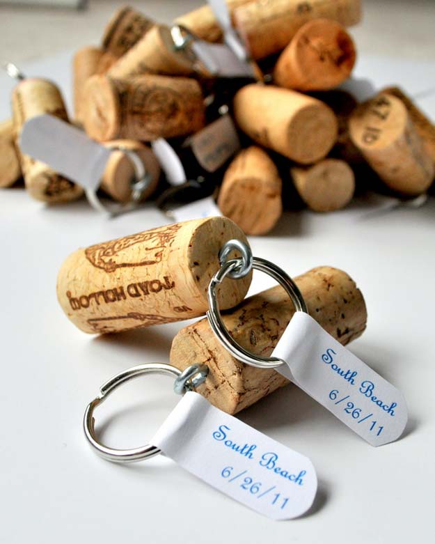 Crafts to Make and Sell - Wine Cork Keychains - Easy Step by Step Tutorials for Fun, Cool and Creative Ways for Teenagers to Make Money Selling Stuff - Room Decor, Accessories, Gifts and More 